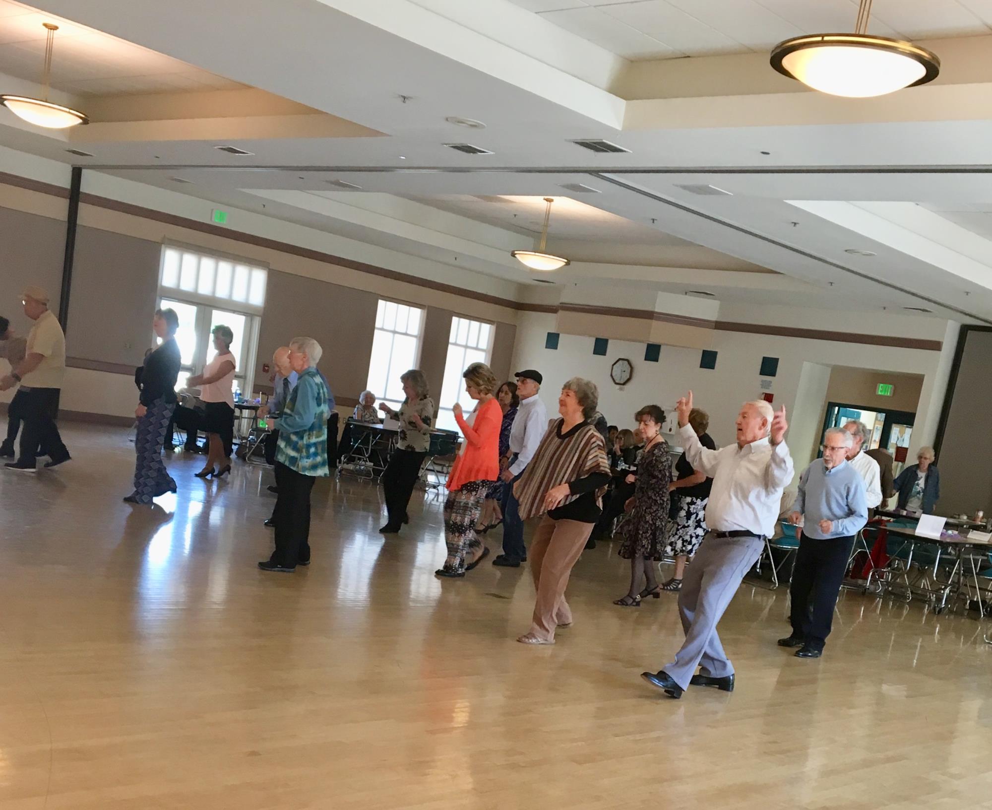 Senior Dance 1 (002)